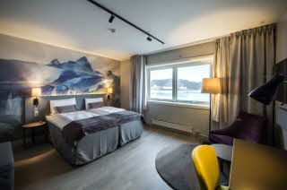 Copyright: : No Superior extra room with sea view.